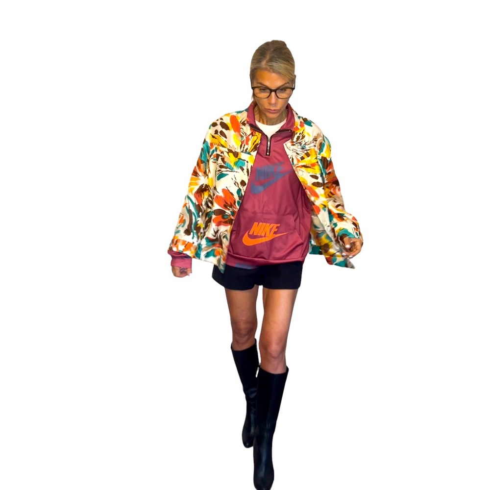 Offbeat funky lightweight boxy coat